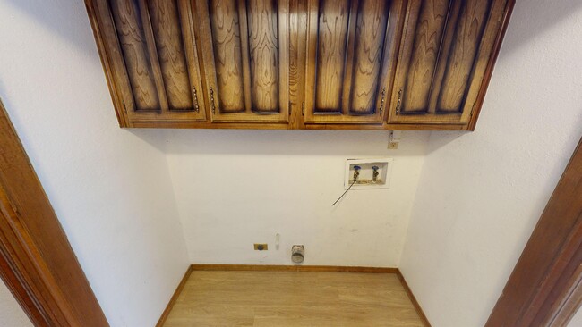 Building Photo - 7426 S 89th E Ave