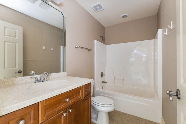 Building Photo - 4316 Summercrest Blvd