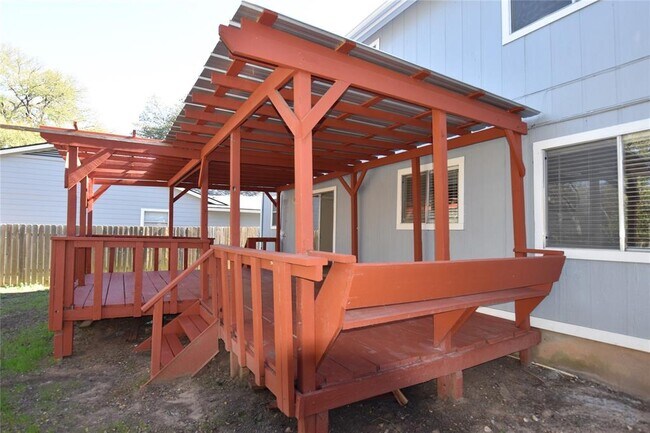 Building Photo - 7703 Islander Dr