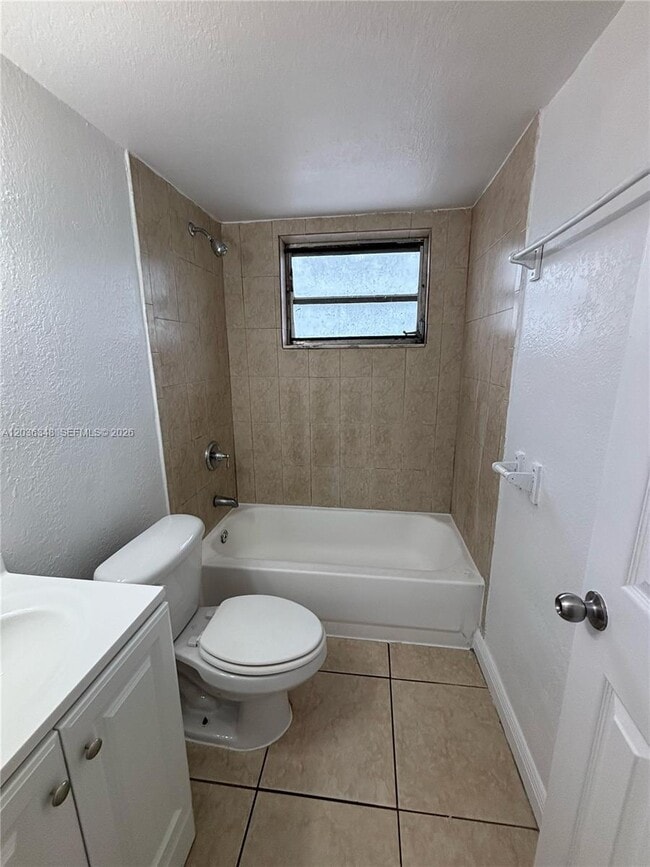 Building Photo - 8287 NE Miami Ct