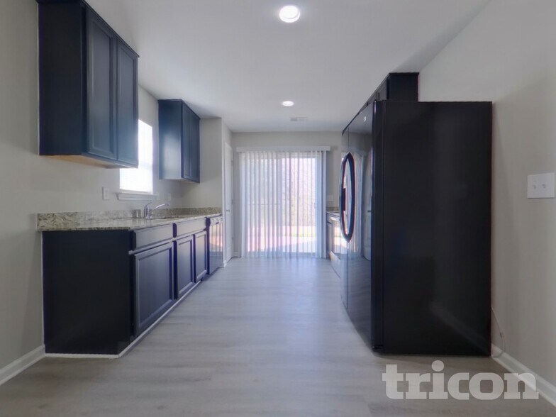 Building Photo - 344 Longfellows Ln