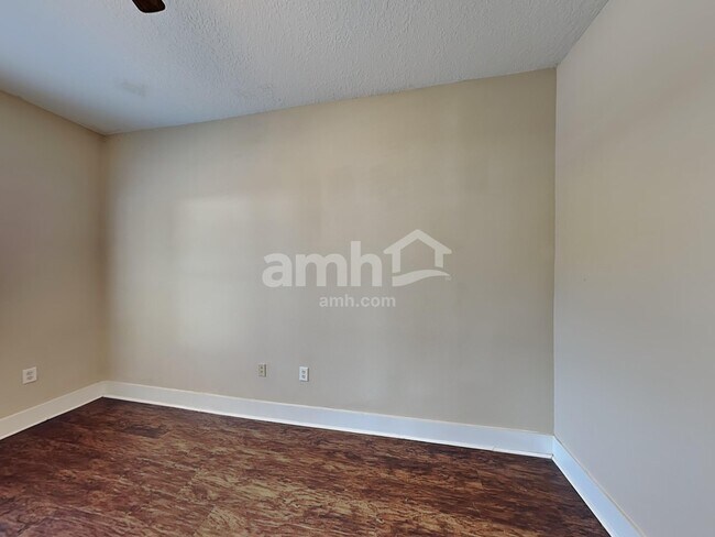 Building Photo - 6405 Oyster Island Cove