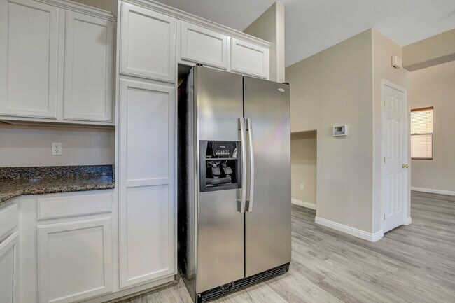 Building Photo - TWO STORY CUL-DE-SAC HOME, 3 BEDROOM 2.5 BATH HOME