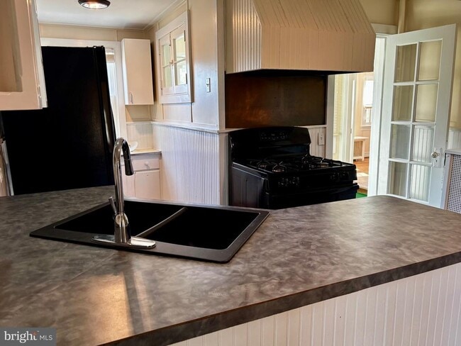 Building Photo - 8122 John Mosby Hwy