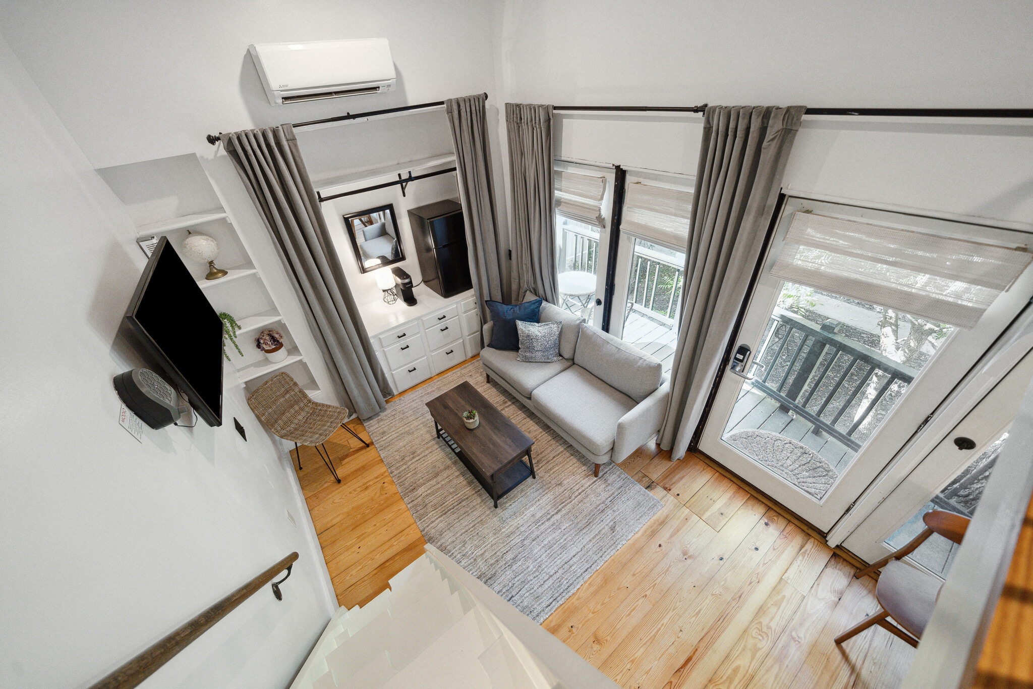 Building Photo - 33 Cannon St