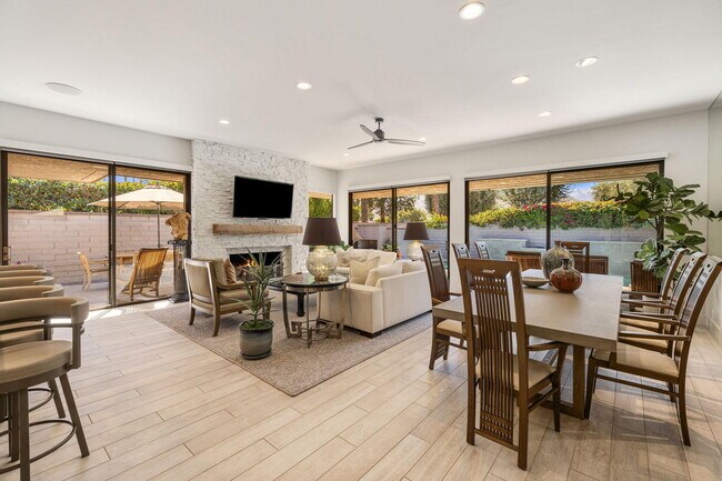 Building Photo - 76 Princeton Dr