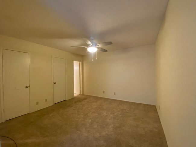 Building Photo - Charming 2 Bedroom, 2.5 Bath Condo, Move-In Ready! Step into this beautifully maintained condo fe...