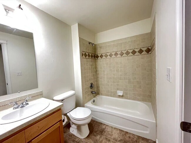 Building Photo - 1428 NW 59th St
