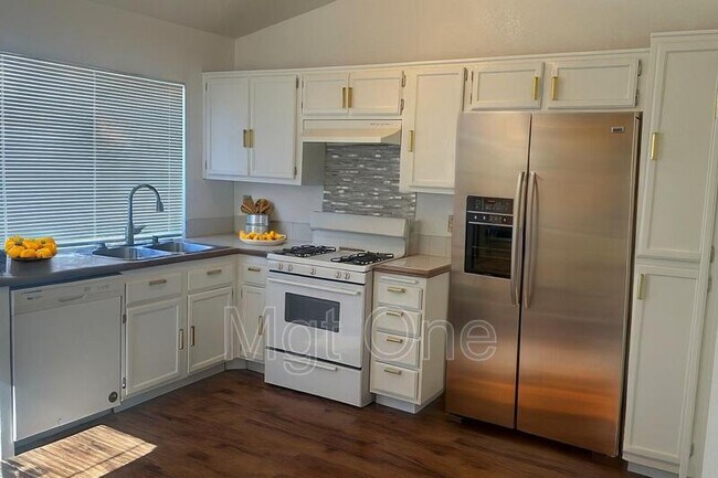 Building Photo - 11071 Miners Trail