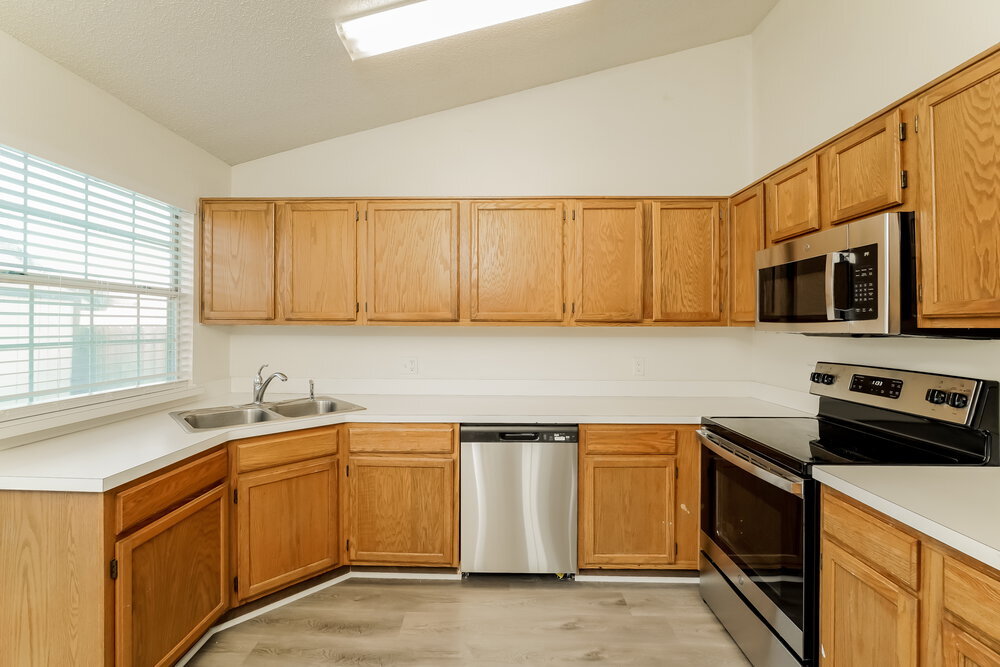 Building Photo - 2504 Creekwood Ln