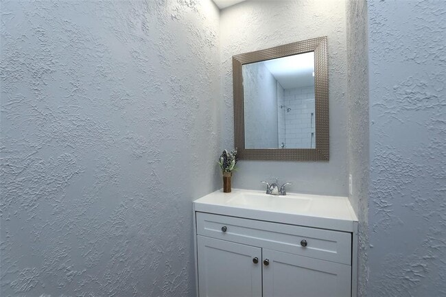 Building Photo - 3903 Coltwood Dr