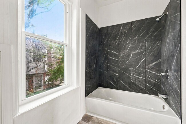 Building Photo - 2BR/1BA Home | West Philly