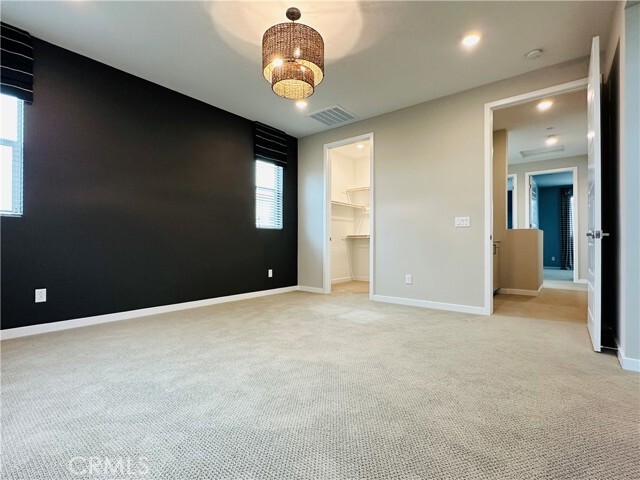 Building Photo - 1602 Plaza del Amo