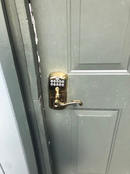 Rear Locked Gate - 253 4th St
