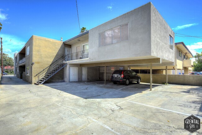 Building Photo - 3743 McLaughlin Ave