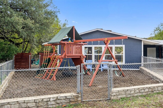 Building Photo - 35 Presidio Rd
