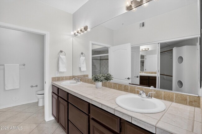 Building Photo - 4525 N 22nd St