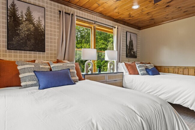 Building Photo - 181 Sugar Mountain Rd