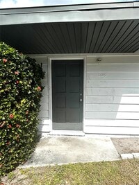 Building Photo - 2695 Fruitville Rd