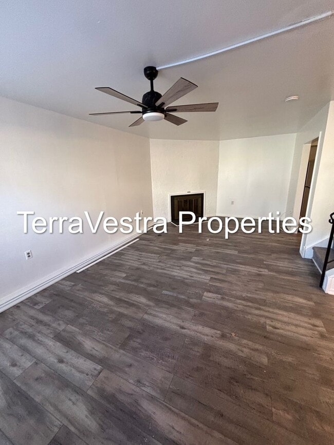 Building Photo - 3 Bed in Clementon! Eligible for $500 Security Deposit.