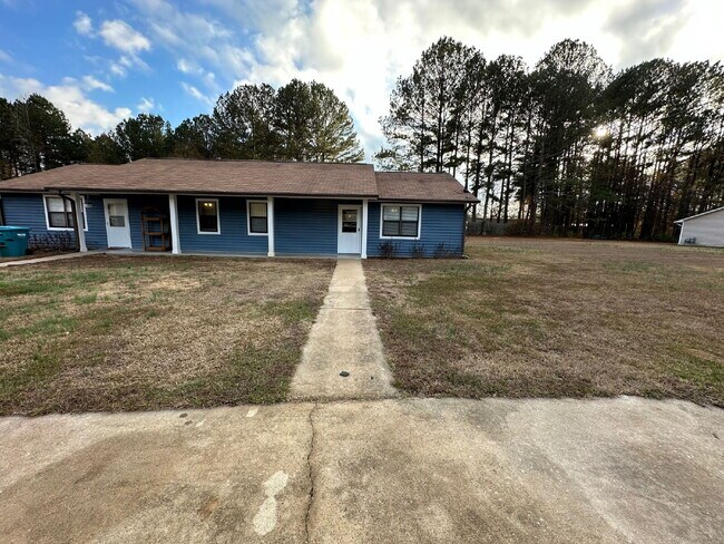 Primary Photo - 105 Jay Ln