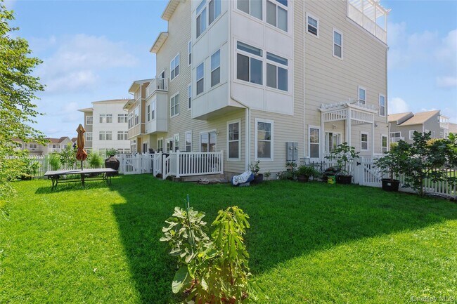 Building Photo - 62-14 Ocean Ave N