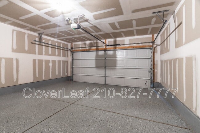 Building Photo - 11902 Mulberry Creek