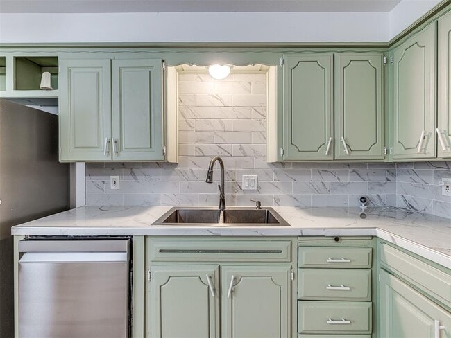 Building Photo - 225 NW 80th St