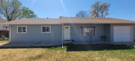 Building Photo - 108 Cottage Ln