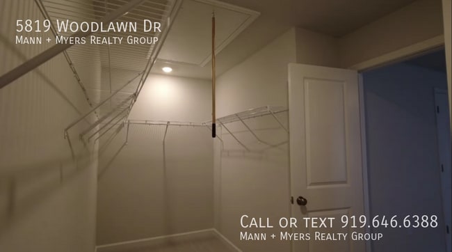 Building Photo - 5819 Woodlawn Dr