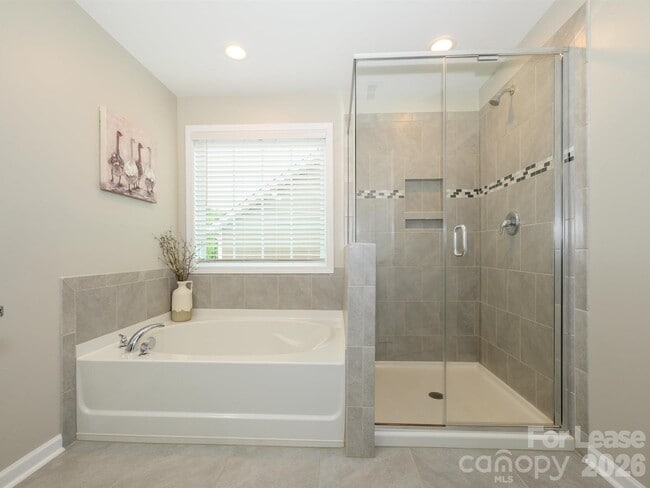 Building Photo - 3009 Lydney Cir