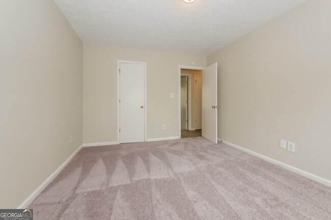 Building Photo - 473 Flint Ridge Ct