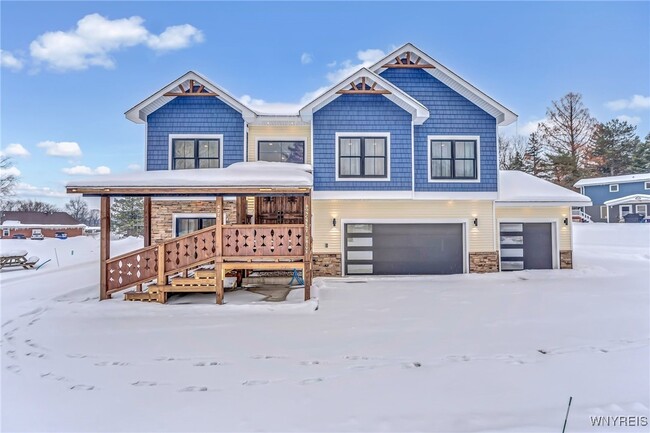 Primary Photo - 4775 Boncrest Dr E