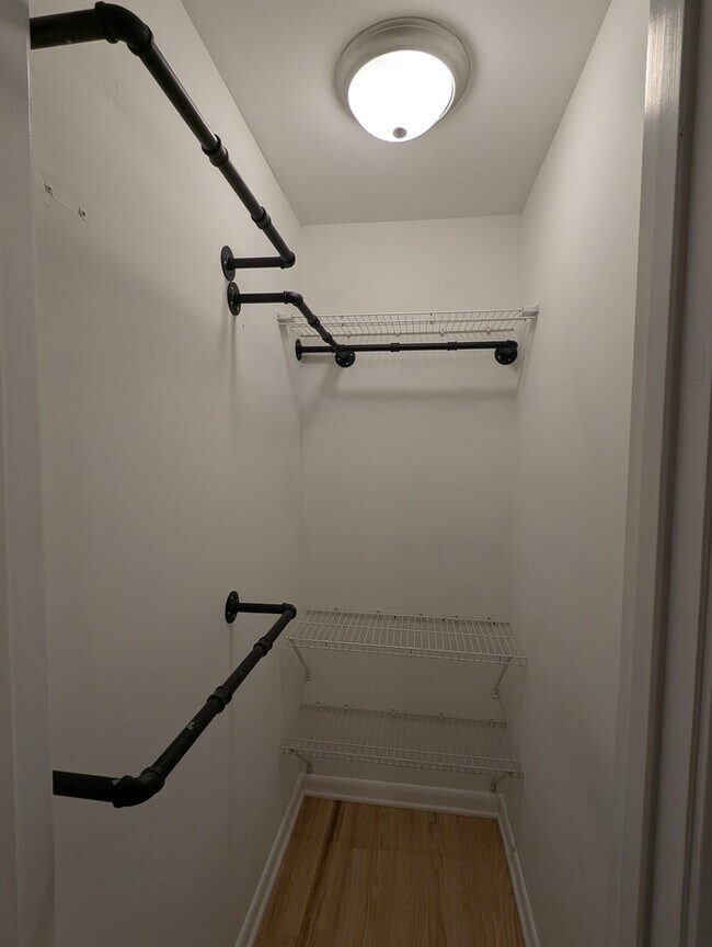 Building Photo - 2506 N Duke St