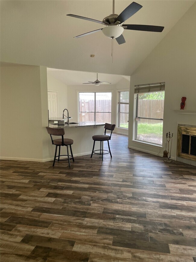 Building Photo - 11306 Yorkshire Oaks Dr