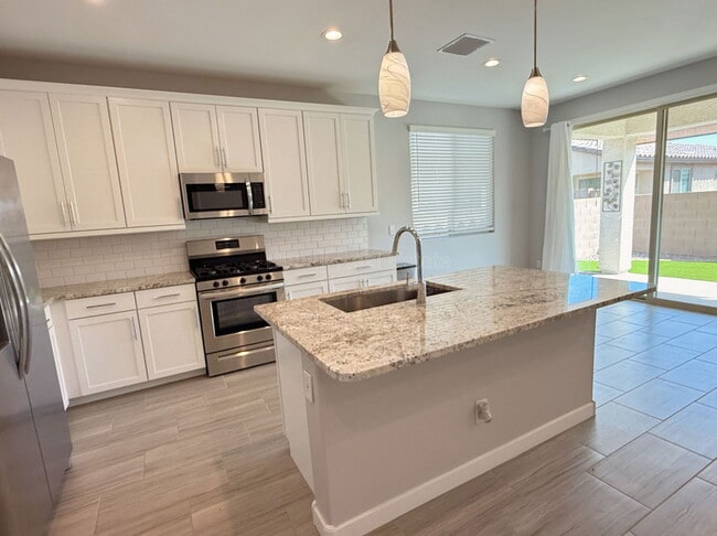 Building Photo - 24795 N 171st Ln