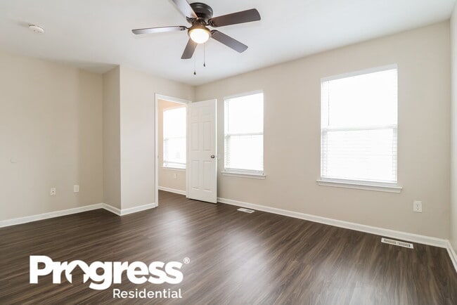 Building Photo - 733 Sage Hill Dr