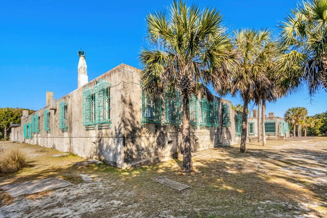 Building Photo - 208 Double Eagle Dr