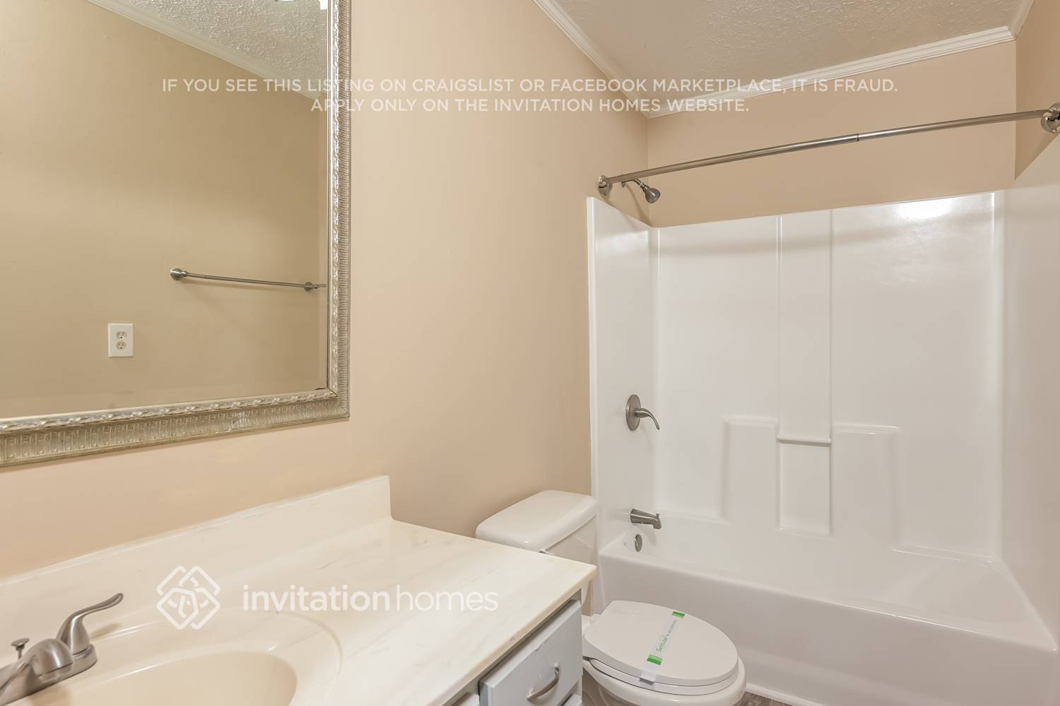 Building Photo - 2095 Oakpointe Ct