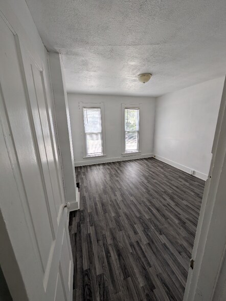 Building Photo - 211-213 N 20th St