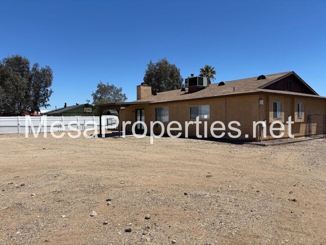 Building Photo - 10910 Lancelet Rd