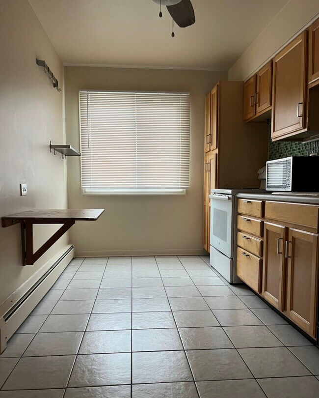 Building Photo - 200 South Blvd