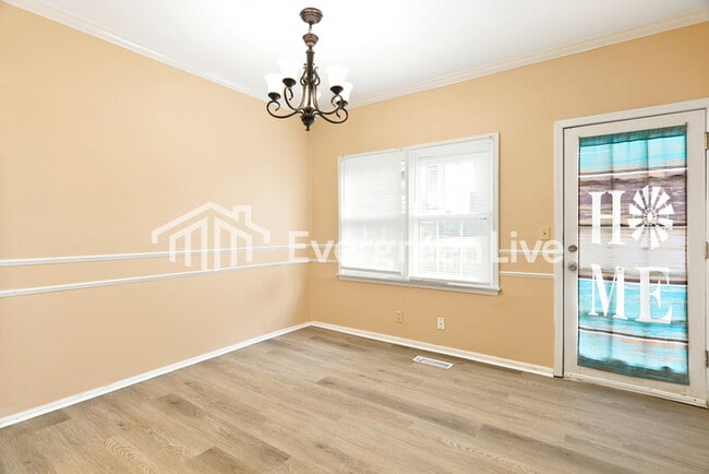 Building Photo - 6731 Remington Cir