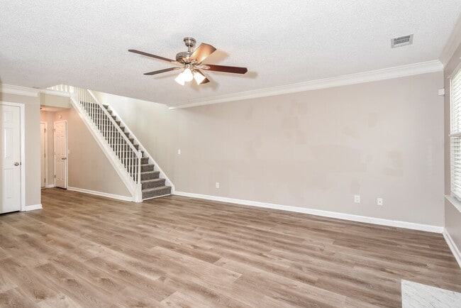 Building Photo - 3033 Sable Run Rd