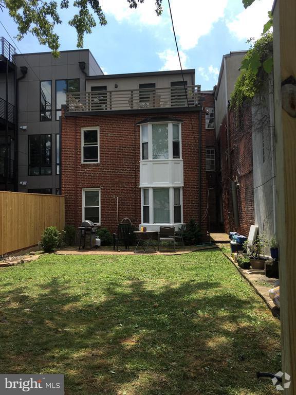 Building Photo - 471 M St NW