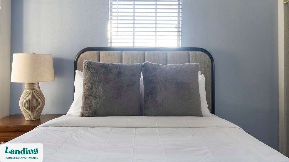 Building Photo - 1215 W Slaughter Ln