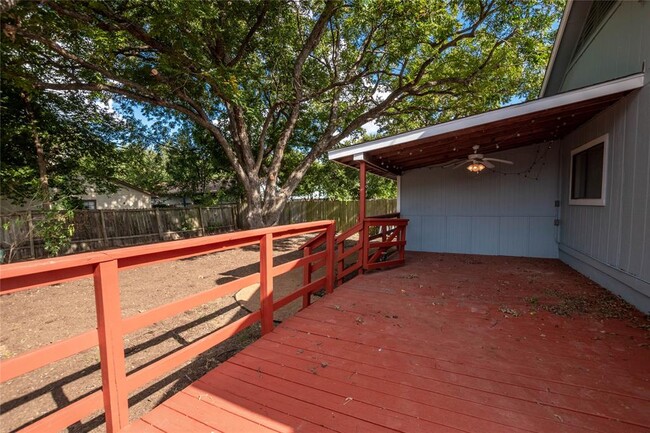 Building Photo - 12909 Campos Dr