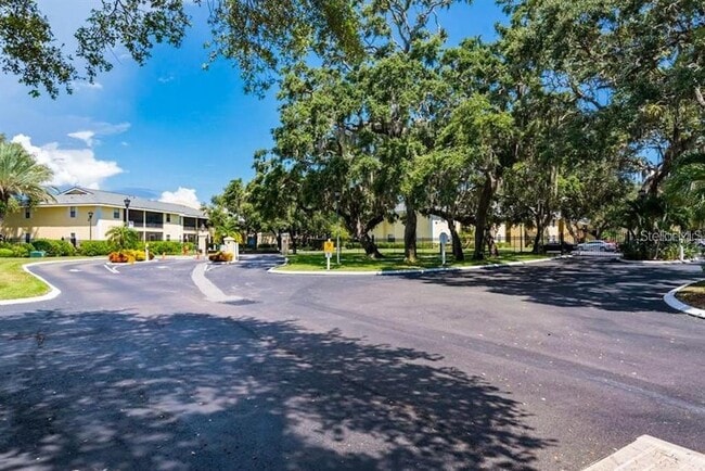 Building Photo - 3001 58th Ave S