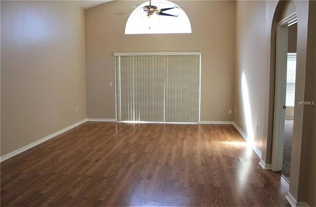 Building Photo - 7057 Cascade Ct