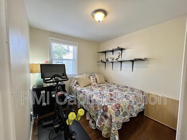 Building Photo - 5005 Druid Dr